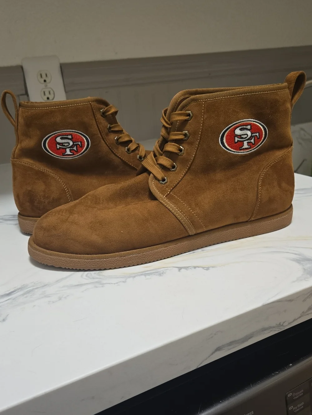 San Francisco 49ers Men's Tan Suede Lace-Up Boots with Team Patch Size 14